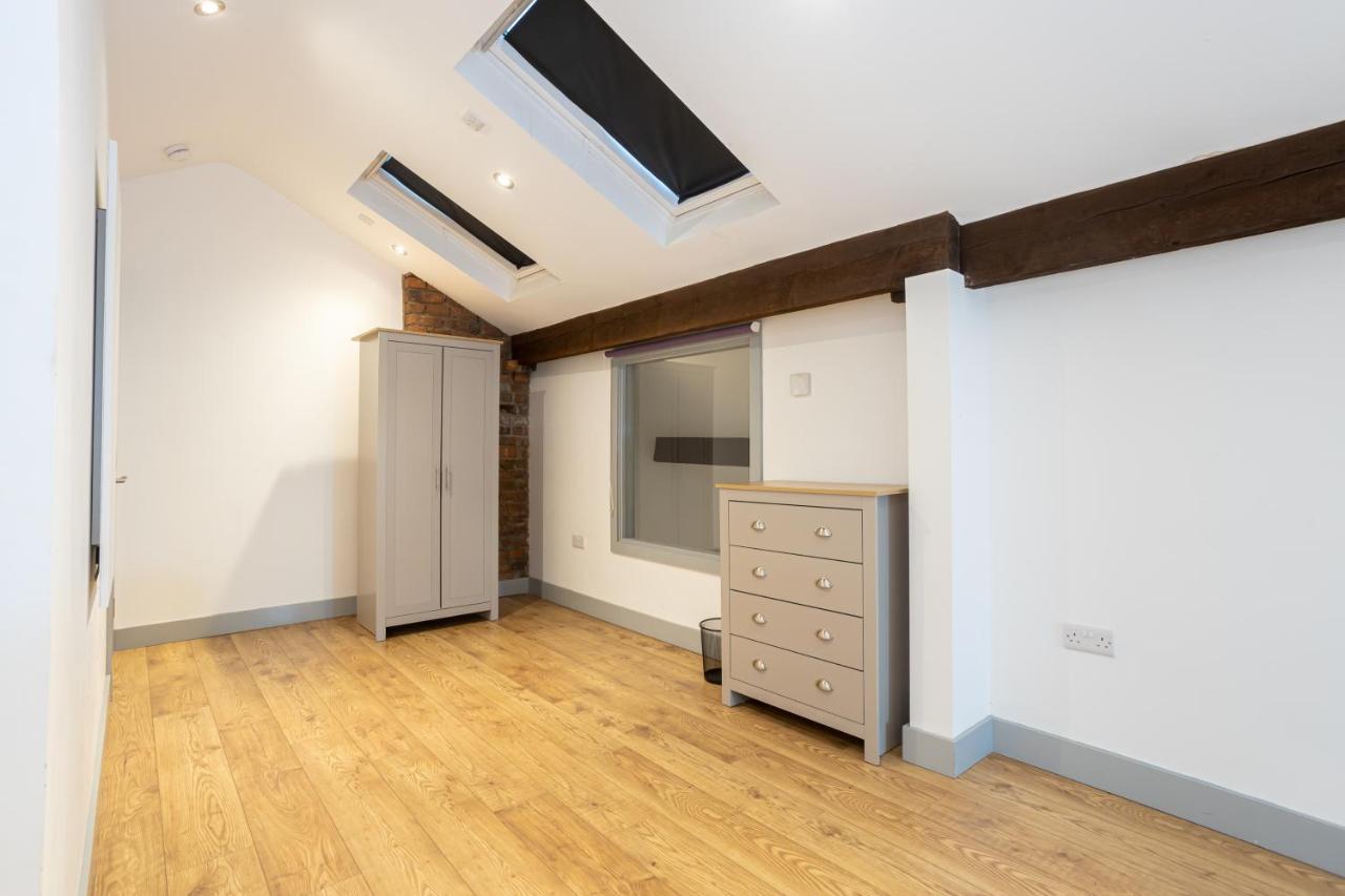 Pillo Rooms Serviced Apartments - Salford 맨체스터 외부 사진