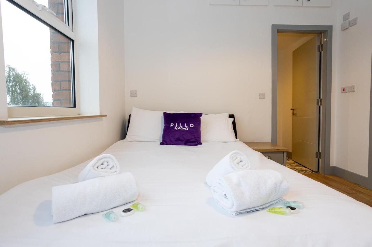 Pillo Rooms Serviced Apartments - Salford 맨체스터 외부 사진