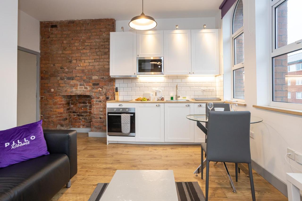 Pillo Rooms Serviced Apartments - Salford 맨체스터 외부 사진
