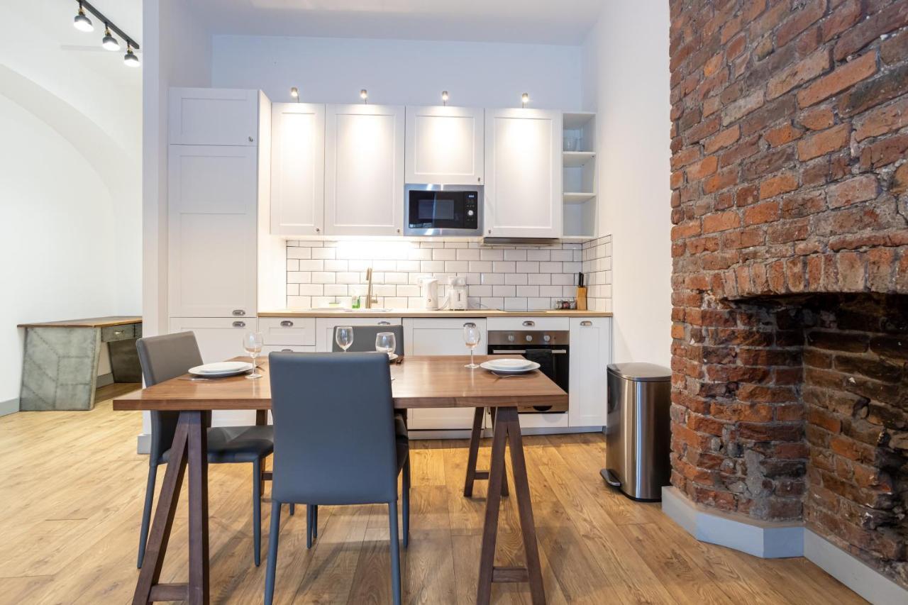 Pillo Rooms Serviced Apartments - Salford 맨체스터 외부 사진