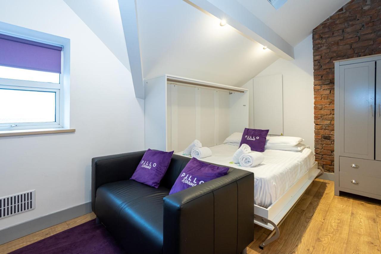 Pillo Rooms Serviced Apartments - Salford 맨체스터 외부 사진