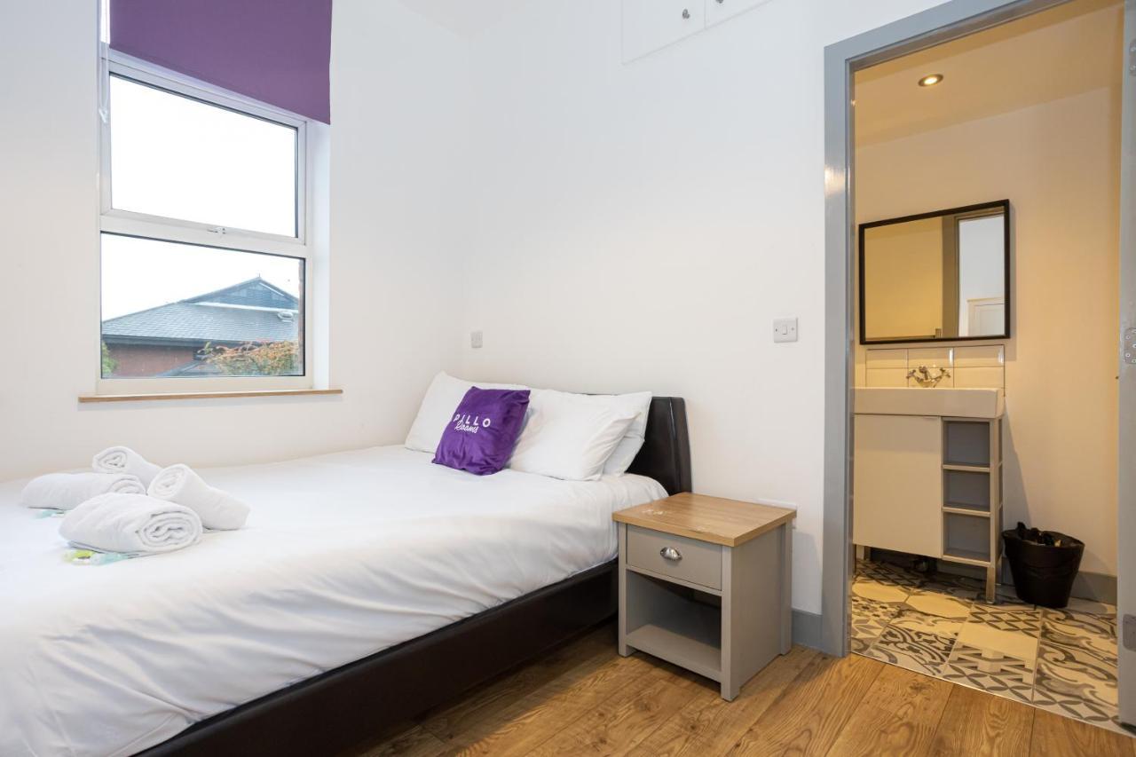 Pillo Rooms Serviced Apartments - Salford 맨체스터 외부 사진